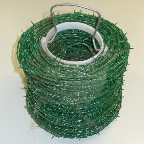 Stacheldraht 100 Meter verzinkt gr�n beschichtet 2,0 mm