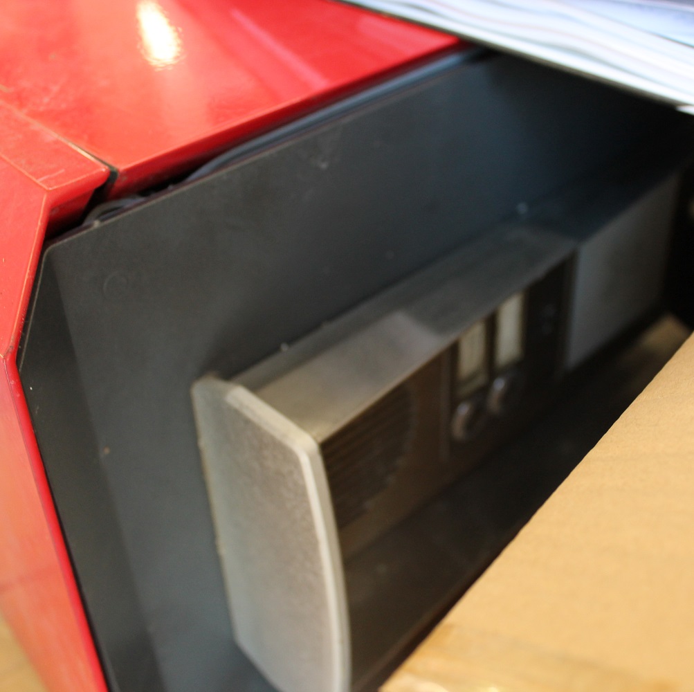 Magnetic PKW-Terminalsäule
