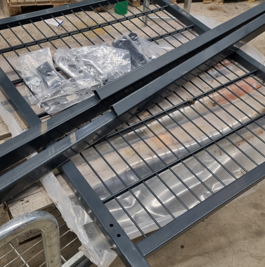 Toranlage Vario L Anthrazit B-Ware 1000x1200 mm