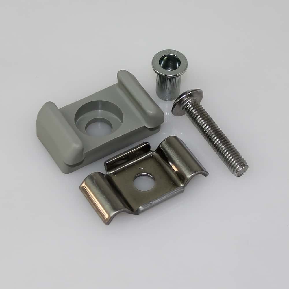 Mattenhalter Pfosten 50+ mm mit Schraube + Blindnietmutter grau