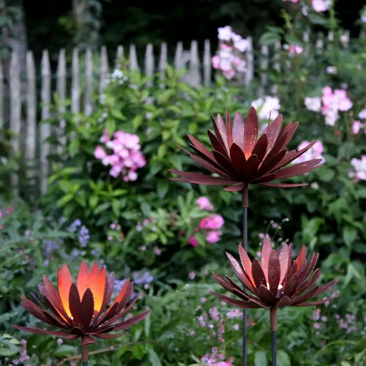 Rost Gartenstecker Chrysantheme 250 mm