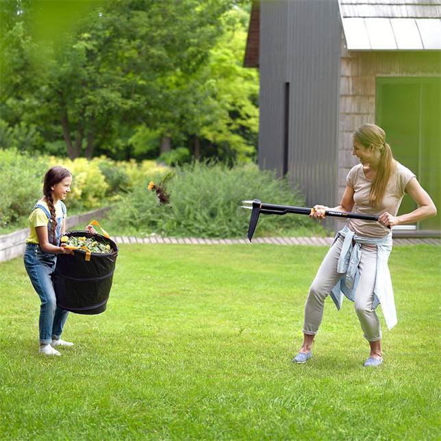 Fiskars® Xact Unkrautstecher