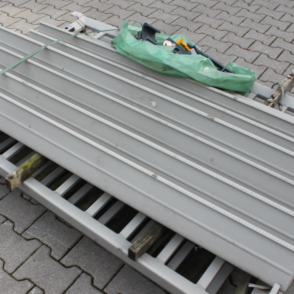 Toranlage 3000 x 1000 mm elkosta® grau NEU