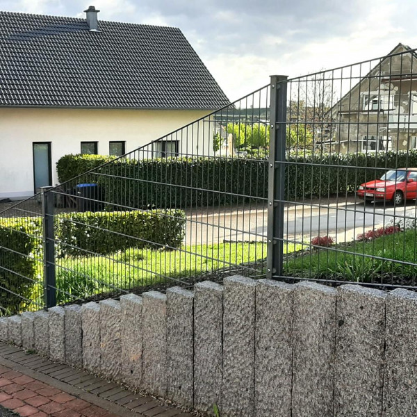 Gitterzaun Steigungsgitter Passtück Hanggitter