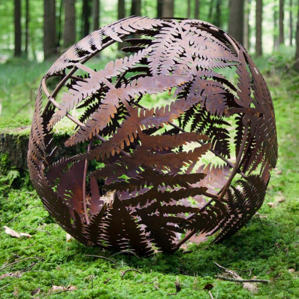 Rost Gartenelemente Deko Kugel Blätterranken Farn