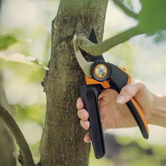 Powergear Gartenschere Bypass PX94 Fiskars Astschere