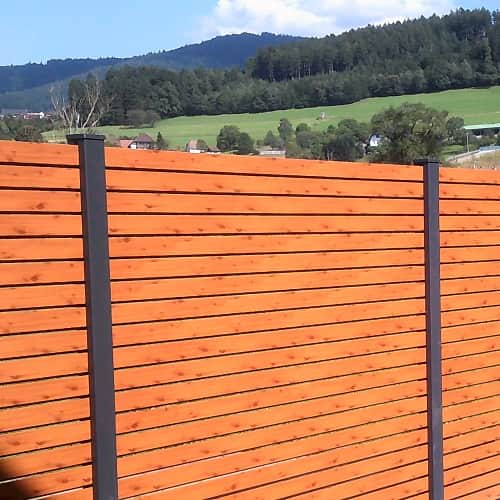 Sichtschutz Alu Lamellen an Alupfosten in anthrazit