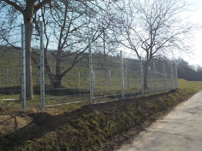 Stahlmattenzaun / Stahlgitterzaun