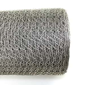 Teichabdeckung mit Hasengitter aus metall in Edelstahl